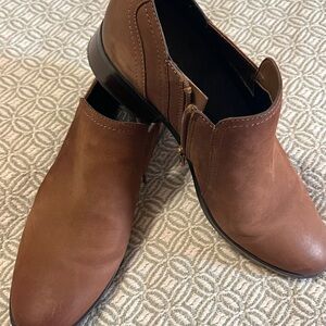 Naturalizer Brown Ankle Boots